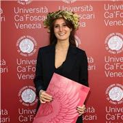 Laureata 110L con anni di esperienza, impartisce lezioni in presenza e online di lingua spagnola